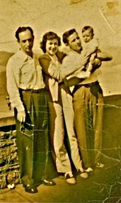 1947 ABE,JEANETTE,MANNY,&BOB KUNIS