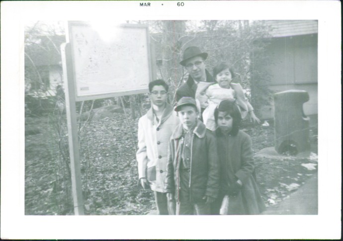 1957 KUNIS FAMILY IN PORTLAND, OR.