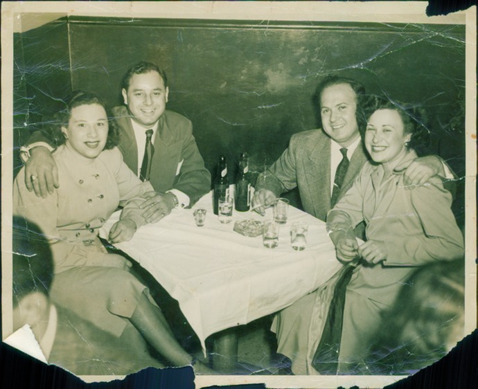 1947 SAM AND EDITH WITH FRIENDS