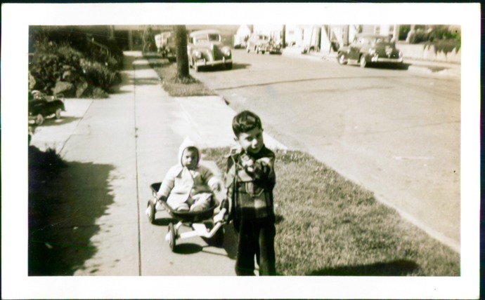 1951 BOB & DAVID AT DUPLEX IN PORTLAND, OREGON