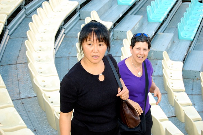 1998 GIN HEE AND EILEEN IN ITALY