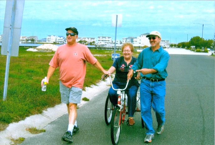 2007 the krimstocks go for a bike ride